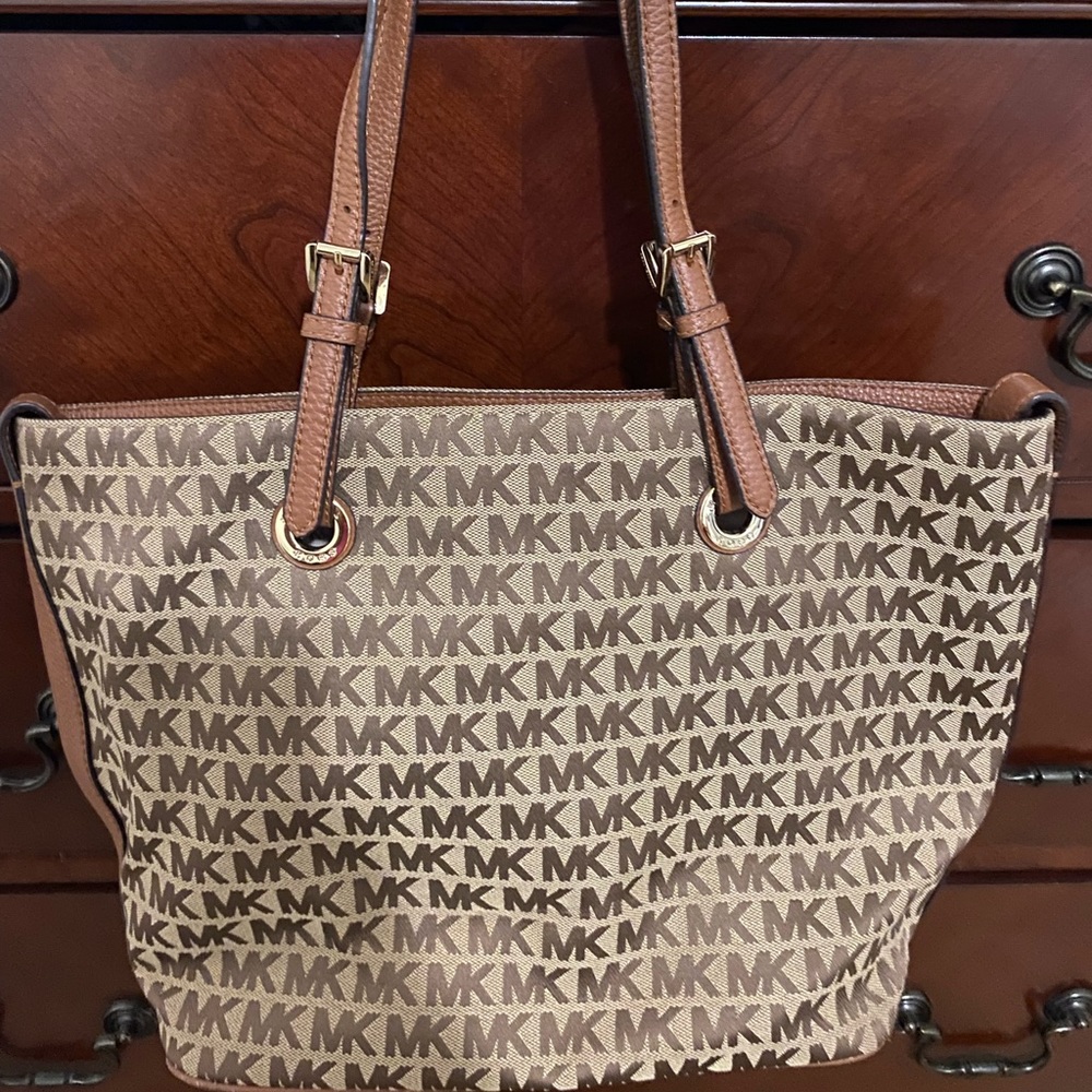 MICHAEL KORS Jet Set Grab Bag Canvas Logo Print Purse Tote Handbag